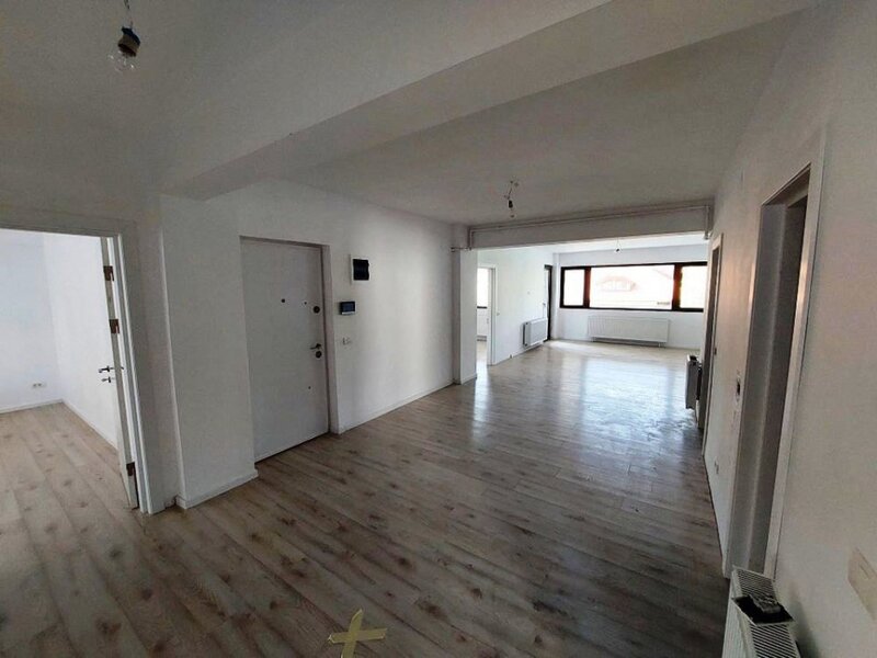 Dorobanti, apartament 3 camere, nemobilat.